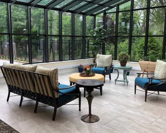 Screened solarium with seating